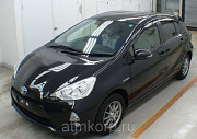 Хэтчбек гибрид TOYOTA AQUA 2012 гв Москва