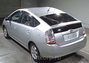 Хэтчбек гибрид TOYOTA PRIUS двиг 1,5 л Москва