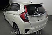 Хэтчбек гибрид HONDA FIT HYBRID кузов GP5 модификация Hybrid F Package гв 2014 пробег 88 тыс км белы Москва