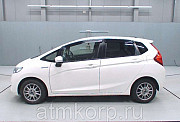 Хэтчбек гибрид HONDA FIT HYBRID кузов GP5 модификация Hybrid L Package гв 2014 пробег 45 т.км белый  Москва