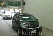 Хэтчбек гибрид HONDA FIT HYBRID кузов GP1 модификация Hybrid 10th Anniversary г 2012 пробег 60 т.км  Москва