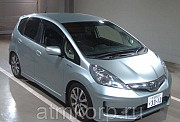 Хэтчбек гибрид HONDA FIT HYBRID кузов GP4 модификация Hybrid RS гв 2012 пробег 105 т.км светло-зелен Москва