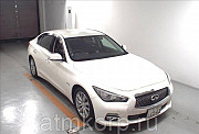 Спортивный седан гибридный NISSAN SKYLINE кузов HV37 пробег 47 тыс км цвет белый жемчуг Москва