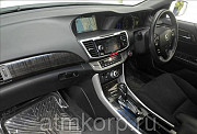 Седан гибрид среднего класса HONDA ACCORD кузов CR6 гв 2013 пробег 125 тыс км цвет белый Москва