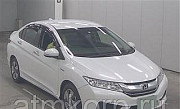 Седан гибрид HONDA GRACE кузов GM4 модификация HYBRID LX год выпуска 2015 пробег 99 тыс км цвет жемч Москва