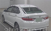 Седан гибрид HONDA GRACE кузов GM4 модификация HYBRID LX год выпуска 2015 пробег 99 тыс км цвет жемч Москва
