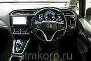 Универсал гибрид Honda SHUTTLE HYBRID кузов GP7 модификация X гв 2016 пробег 62 т.км пурпурный Москва