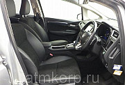 Универсал гибрид Honda SHUTTLE HYBRID кузов GP7 модификация X гв 2015 пробег 158 т.км серебристый Москва