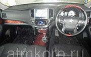 Седан гибрид TOYOTA CROWN Москва