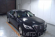 Седан гибрид TOYOTA CROWN год выпуска  2014 Москва