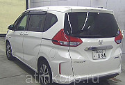 Минивэн гибрид 5 мест HONDA FREED PLUS HYBRID кузов GB7 модификация Hybrid EX 2016 пробег 39 т.км бе Москва