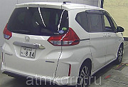 Минивэн гибрид 5 мест HONDA FREED PLUS HYBRID кузов GB7 модификация Hybrid EX 2016 пробег 39 т.км бе Москва