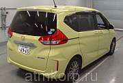 Минивэн гибрид 7 мест HONDA FREED PLUS HYBRID кузов GB7 модификация Hybrid G Honda г 2016 пробег 52  Москва