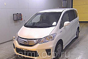 Минивэн гибрид 6 мест HONDA FREED SPIKE HYBRID кузов GP3 модификация Hybrid 2013 пробег 191 т.км бел Москва
