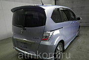 Минивэн гибрид 7 мест HONDA FREED SPIKE HYBRID кузов GP3 модификация Hybrid 2012 пробег 130 т.км све Москва