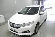 Седан HONDA GRACE кузов GM9 модификация LX год выпуска 2016 4WD пробег 40 т.км белый жемчуг Москва