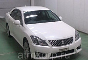 Автомобиль седан TOYOTA CROWN Москва
