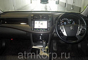 Автомобиль седан TOYOTA CROWN Москва