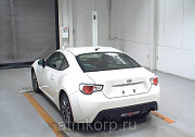 Спортивный купе Toyota Gt 86 цвет жемчужный Москва