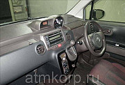 Минивэн TOYOTA SPADE цвет  светло-синий Москва