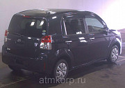 Минивэн TOYOTA SPADE цвет  темно фиолетовый Москва
