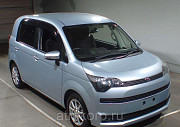 Минивэн TOYOTA SPADE цвет светло-синий Москва