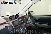 Минивэн TOYOTA SPADE цвет сине-фиолетовый Москва