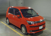 Минивэн TOYOTA SPADE цвет  красный Москва