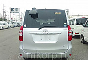Автомобиль минивэн TOYOTA NOAH цвет  бронза Москва