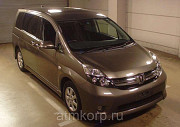 Минивэн TOYOTA ISIS 7 мест цвет серый Москва