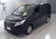 Минивэн TOYOTA NOAH 7 мест год выпуска  2014 Москва