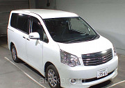 Минивэн TOYOTA NOAH полный привод 4 wd  7 мест г в  2013 Москва