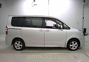 Минивэн TOYOTA NOAH полный привод 4 wd  7 мест пробег 76  тыс км Москва