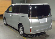 Минивэн TOYOTA VOXY полный привод 4 wd  7 мест г в 2014 Москва
