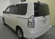 Минивэн TOYOTA VOXY полный привод 4 wd  7 мест г в  2012 Москва