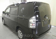 Минивэн TOYOTA VOXY полный привод 4 wd  7 мест цвет черный Москва