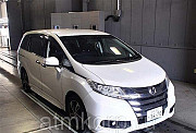 Минивэн 7 мест Honda Odyssey кузов RC1 пятого поколения G Aero PACKAGE гв 2015 пробег 72 т.км белый Москва