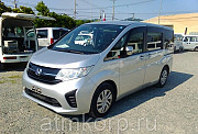 Минивэн 5-го поколения 7 мест Honda STEP WAGON кузов RP1 модификация B гв 2016 пробег 181 т.км сереб Москва