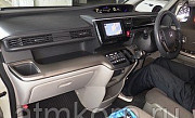 Минивэн 5-го поколения 7 мест Honda STEP WAGON кузов RP1 модификация G гв 2015 пробег 19 т.км жемчуж Москва