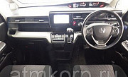Минивэн 5-го поколения 7 мест Honda STEP WAGON SPADA кузов RP3 гв 2015 пробег 108 т.км белый жемчуг Москва