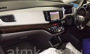 Минивэн 4WD 8 мест Honda Odyssey кузов RC2 пятого поколения модификация G AWD гв 2016 пробег 97 т.км Москва