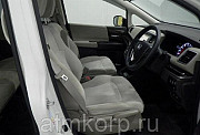 Минивэн 8 мест Honda Odyssey кузов RC1 пятого поколения G гв 2014 пробег 20 т.км белый жемчуг Москва