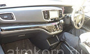 Минивэн VIP 8 мест Honda Odyssey кузов RC1 ABU SORUEX HSENSIN гв 2016 пробег 16 т.км жемчужный Москва