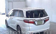 Минивэн 8 мест Honda Odyssey кузов RC1 пятого поколения модификация G гв 2014 пробег 58 т.км жемчужн Москва