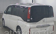 Минивэн 5-го поколения 8 мест Honda STEP WAGON кузов RP1 модификация G гв 2015 пробег 81 т.км белый  Москва