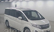 Минивэн 5-го поколения 8 мест Honda STEP WAGON кузов RP1 модификация G гв 2015 пробег 81 т.км белый  Москва