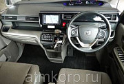 Минивэн 5-го поколения 8 мест Honda STEP WAGON кузов RP1 модификация G гв 2015 пробег 111 т.км белый Москва