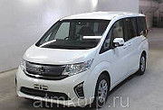 Минивэн 5-го поколения 8 мест Honda STEP WAGON кузов RP1 модификация G гв 2015 пробег 111 т.км белый Москва