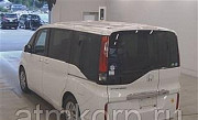 Минивэн 5-го поколения 8 мест Honda STEP WAGON кузов RP1 модификация G гв 2015 пробег 78 т.км жемчуж Москва