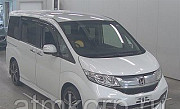 Минивэн 5-го поколения 8 мест Honda STEP WAGON SPADA кузов RP3 гв 2016 пробег 35 т.км жемчужный Москва